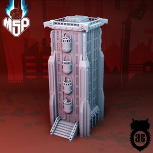 Könnte beinhalten: Ein graues, detailliertes, mehrstöckiges Gebäude mit einem Flachdach und einer Treppe, die zum Eingang führt. Das Gebäude hat eine Steampunk-Ästhetik mit sichtbaren Rohren und Zahnrädern an der Außenseite.