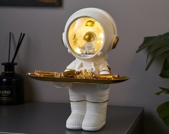 Soporte para llaves de bandeja de almacenamiento de astronauta, escultura de almacenamiento de arte Pop de Space Man, organizador de escritorio decorativo nórdico, adorno de decoración moderno