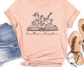 Just One More Chapter Shirt: Retro Book Lover Gift