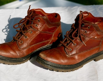 Botas de senderismo Timberland vintage de cuero marrón / Talla 11 M para mujer / Impermeables Gore-Tex / 31371 / Estilo grunge Gorpcore de los años 90 / Hechas en Tailandia