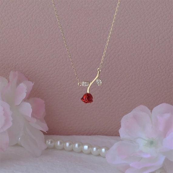 Cute rose best sale necklace