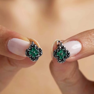 Kolczyki Emerald Clover dla kobiet, srebro 925K, ręcznie robione minimalistyczne kolczyki, styl vintage, prezent urodzinowy dla niej lub mamy, biżuteria letnia