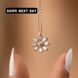 Daisy Necklaces for Women, Christmas Gift for Her, Personalized Handmade Summer Jewelry Minimalist 925 Sterling Silver Pendant, Gift for Mom Rose gold