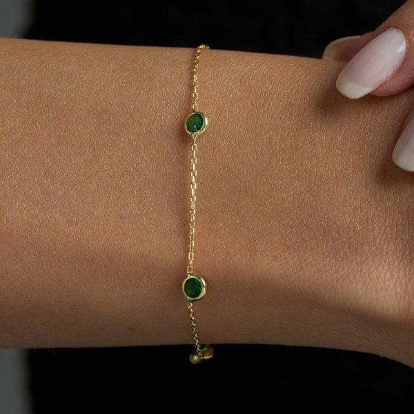 Emerald Silver Bracelets for Women with Multiple Stones, Personalized Summer Jewelry, Minimalist Handmade Best Friend Birthday Gift for Her