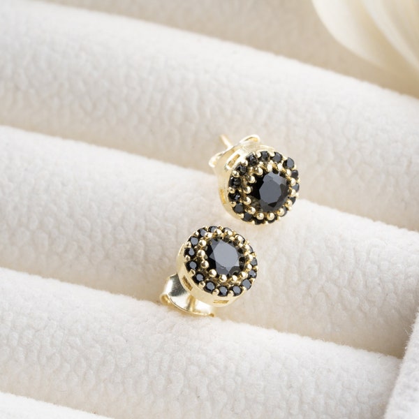 Vintage Style Black Earrings for Women, Valentines Gift Earrings for Her, Minimalist Black Stud Earrings, Handmade Jewelry Gift