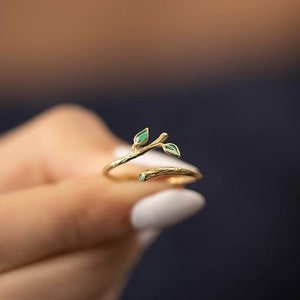 Handmade Jewelry Olive Tree Rings for Women, Green Ivy Leaf Ring, Christmas Gift for Her, Emerald Ring, Best Friend Birthday Gift