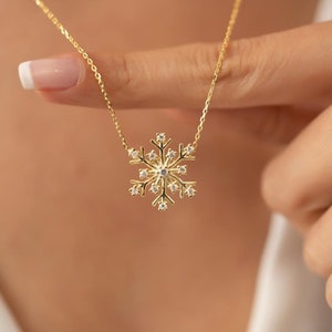 925 Sterling Silver Snowflake Necklace for Women, Christmas Gift for Teachers, Handmade Flower Jewelry, Best Friend Birthday Gift for Mom