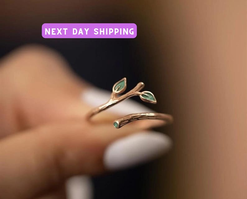2 leaves ivy ring with green leaf. olive tree branch ring - rose gold colour