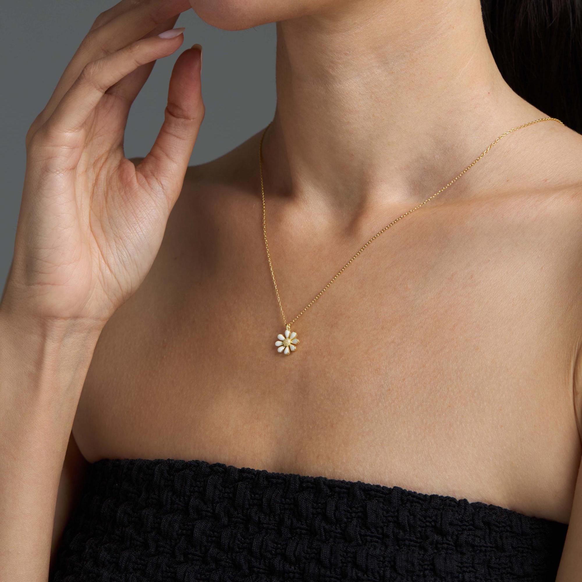 Daisy Necklaces for Women, Christmas Gift for Her