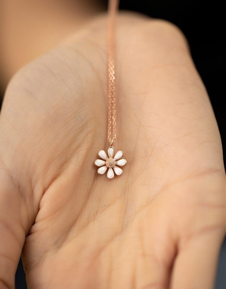 Daisy Necklaces for Women, Christmas Gift for Her