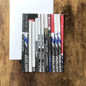 Carte de souhaits bâtons de hockey sans texte avec enveloppe, fête, voeux, anniversaire, vierge
