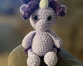 Sparkles the Mini Unicorn, crochet pattern, unicorn patter, pdf, digital download