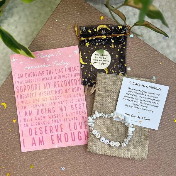 Personalised Recovery Bracelet, Sobriety Chip and Affirmations Card Giftset | SOBERVERSARY GIFT |