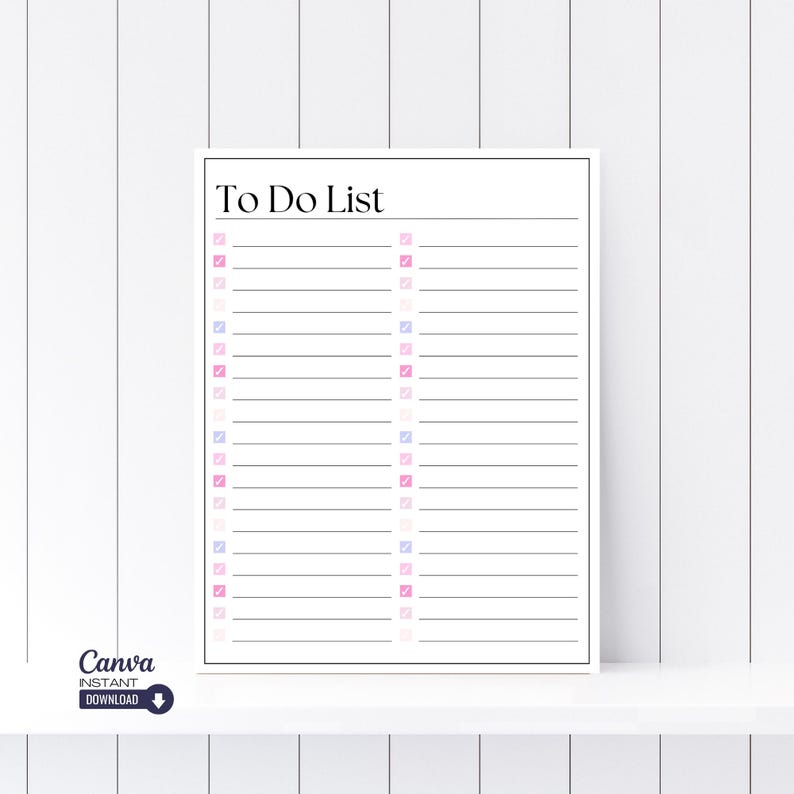 Op de afbeelding: Een witte To Do List print met een zwarte rand. De tekst "To Do List" staat bovenaan. Roze en paarse selectievakjes staan links en rechts van de lijst. Het Canva Instant Download logo staat linksonder.