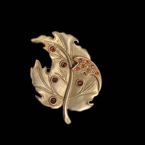 Vintage Danecraft Gold-Tone Leaf Brooch with Topaz Rhinestones