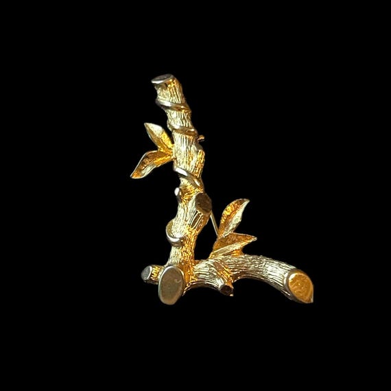 1960s Sarah Coventry “L” Brooch – Gold-Tone Alphabet Pin, Vintage Monogram Jewelry