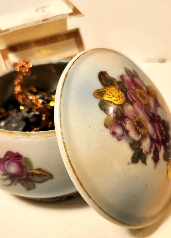 Vintage Thames Ceramic Trinket Dish w/Lid Full of… - image 8