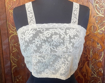 Ancienne brassière 1900