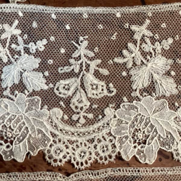 Old needle lace - 19th century