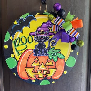Halloween sign, front door sign, trick or treat sign, wood door hanger