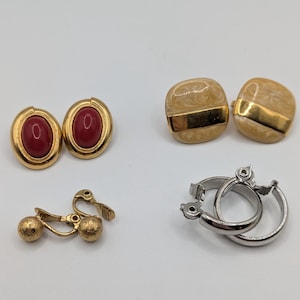 BOUILLES D'OREILLES VINTAGE CLIPS SIGNÉES SCORPIOS PARIS - Modèle Rond - Créateur Français