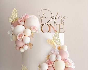 Cake topper in plexi personalizzato "Name is ONE" per il primo compleanno