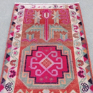 2&#39;7&quot;x13&#39; Kurdish Runner Rug, Red Runner Herki, 3x13 Geometric Runner, 2x13 Runner, Vintage Runner, Vibrant Runner, 2x13 3x13 Runner Colorful