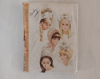 60s Headwear - Vintage Sewing Pattern - Size Small