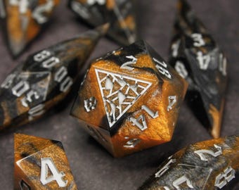 Tiger Stripes Dice Set / Sharp Edge Dice / Dice for Dungeons and Dragons / Alternative Shaped Dice / TTRPG Dice / Handmade Dice / Tiger Dice