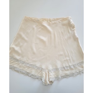 Vintage 1950s Lady Leonora knickers, lingerie, women&#39;s tap pants of rayon with floral lace trim, side button placket, size 28