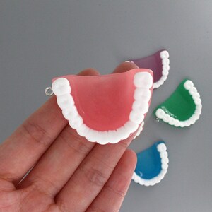 5Pcs False Tooth Charms, Resin Artificial Tooth Pendant, DIY Jewelry Accessories, Bracelet Necklace Earring Findings Craft Supplies