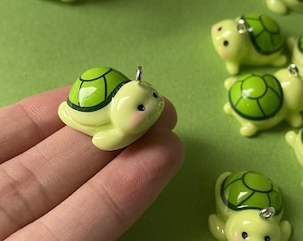 Kawaii Resin Turtle Charms: 3D Sea Animal Pendants (5/10pcs)