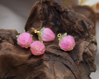 5Pcs Strawberry Flower Charms, Resin Fruit Charms Pendant, DIY Jewelry Accessories, Bracelet Necklace Earring Findings Craft Supplies