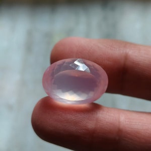 Natural Rose quartz from Madagascar in oval shape