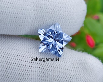 Spinelle bleu taillé en étoile : pierre créée en laboratoire pour des bijoux personnalisés