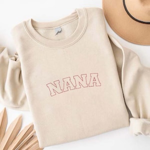 Embroidery Nana Sweatshirt, Embroidered Nana Gift Sweater, Christmas Nana Crewneck,New Grandma Gift,Pregnancy Announcement Gift,Gigi Sweater