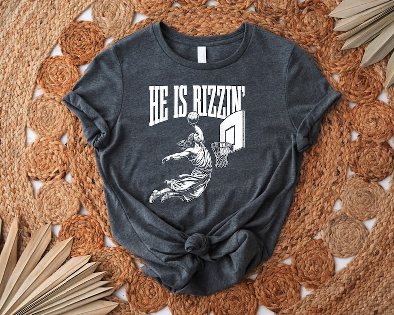 a t - shirt that says he is pizzan on it