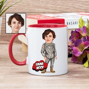 Women Veteran Coffee Mug with Female Soldier Cartoon, Funny Veteran Gift for Women, Veteran Mom Gift, Custom Veteran Day Gift for Women