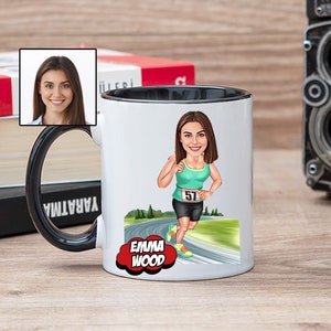 Caneca de café de corredor personalizada para mulheres com desenho animado, presente de corredor para mulheres, presente de corrida, presente de corrida para ela, ideias de presentes para treinadores de corrida