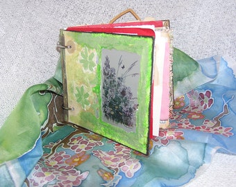 NEW! NEW! Junk journal spring