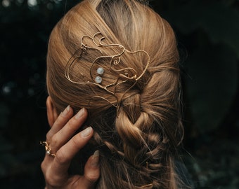 Erylise hairpin- unique hair accessory, gold and pearl hair pin, wedding hair jewellery