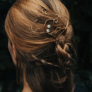 Erylise hairpin unique hair accessory, gold and pearl hair pin, wedding hair jewellery image 3