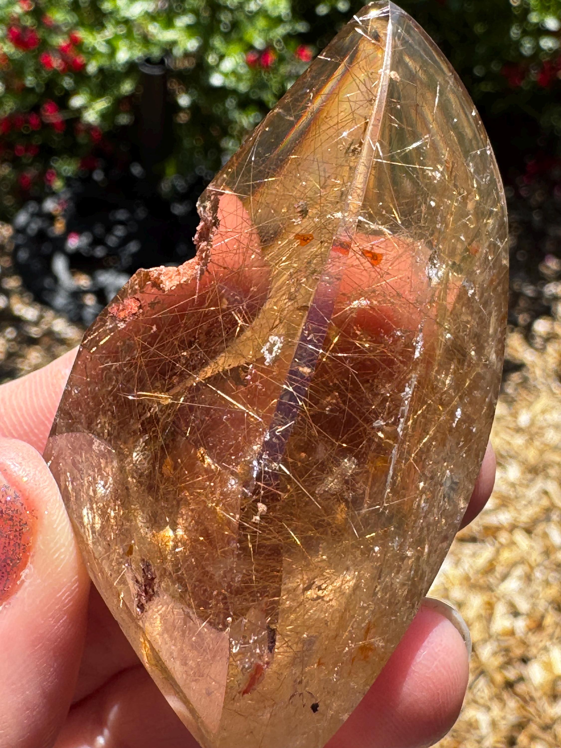 ブラジル、ミナスジェライス州ディアマンティーナ産ルチルクォーツ