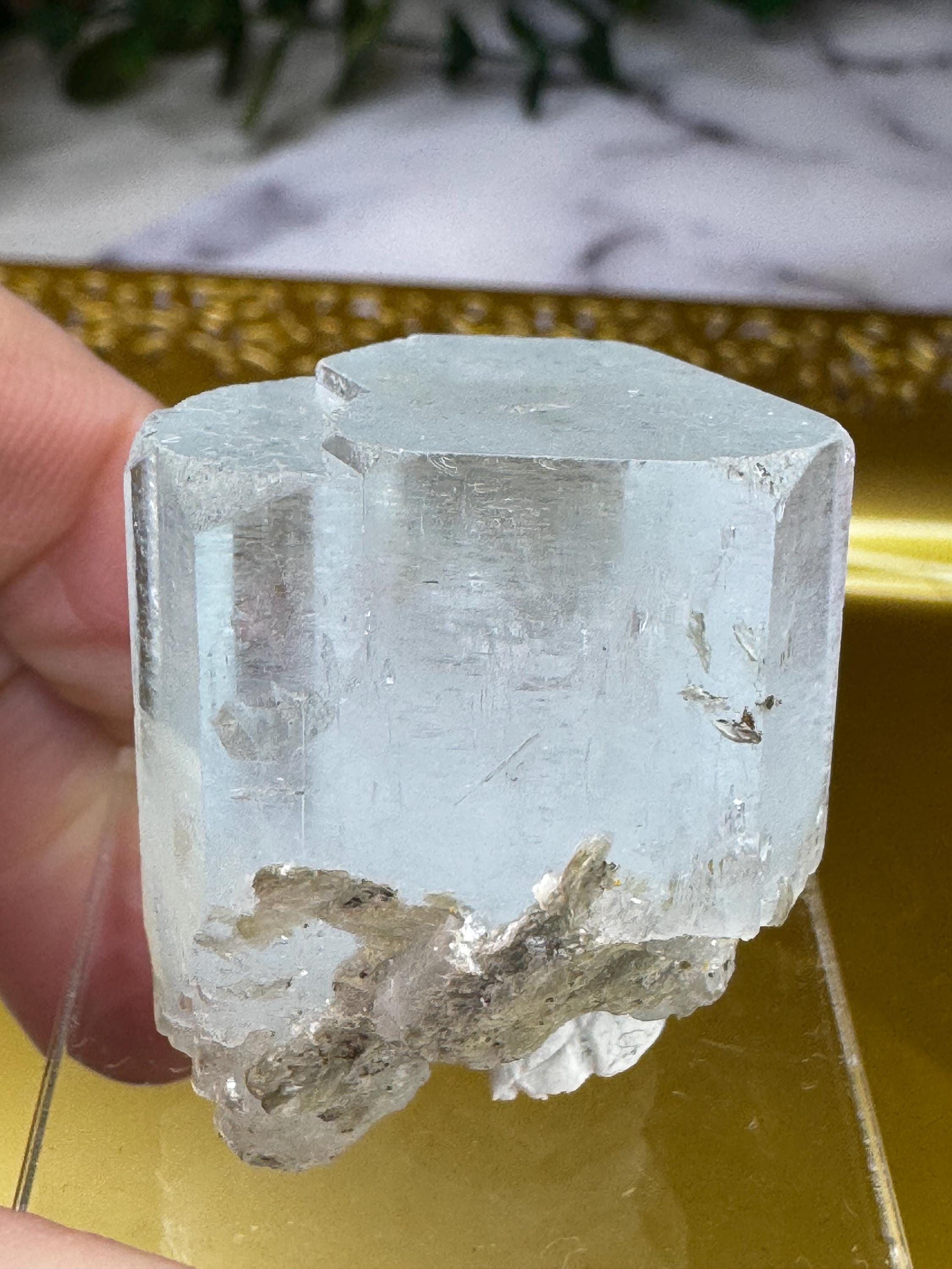 シガールバレーアクアマリンクリスタル：パキスタン産宝石（1.25インチ