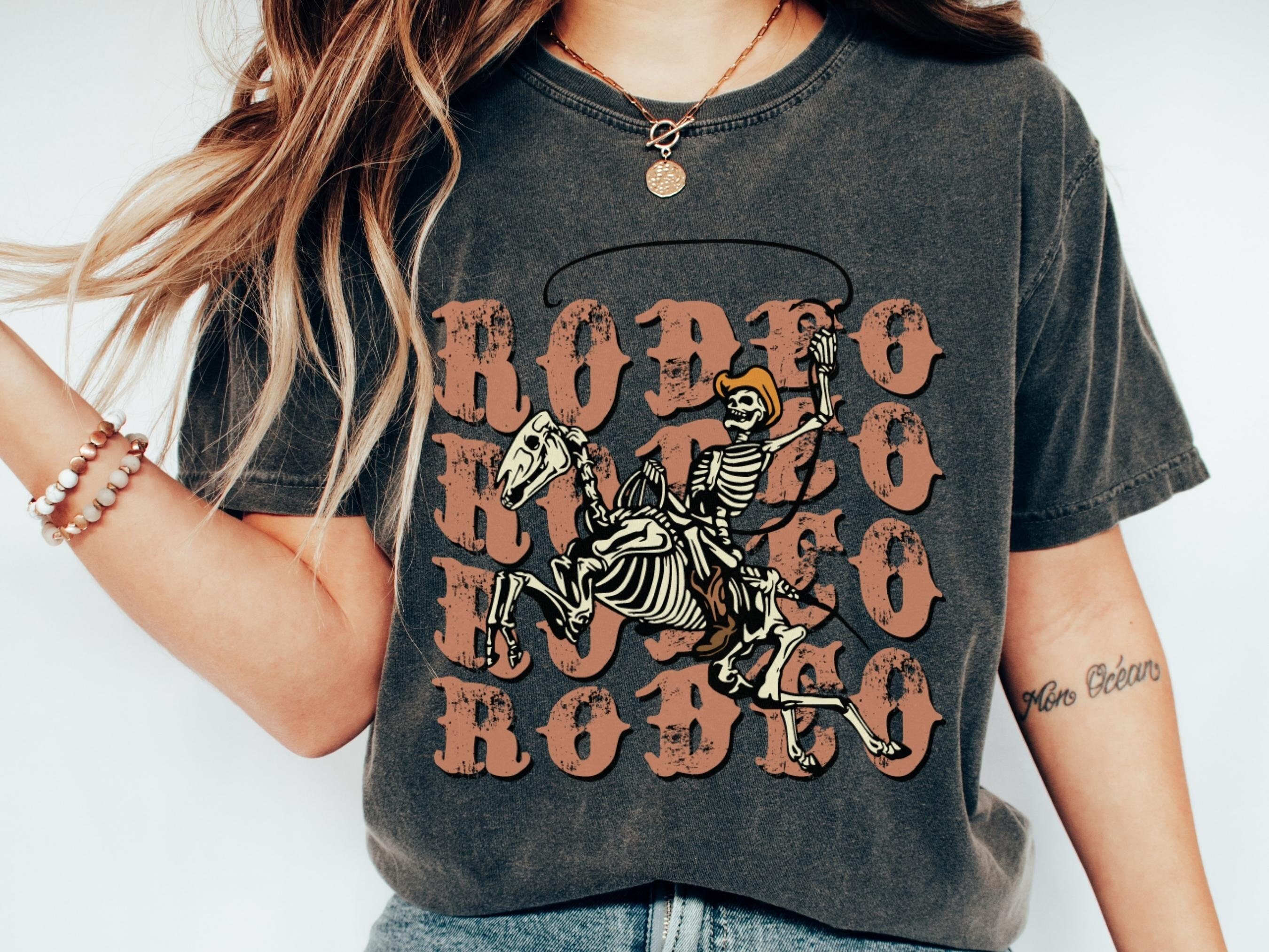 Rodeo Comfort Colors Camiseta Western Graphic Tee Cowboy Estética Howdy ...