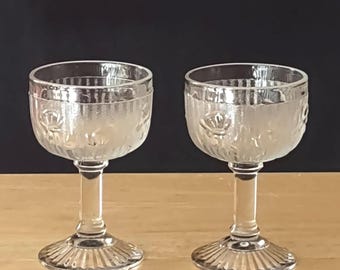 2 Vintage Jeanette "Iris & Herringbone" sherry cordial glasses