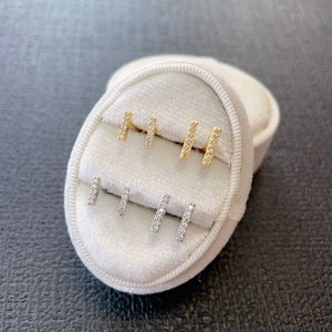 Tiny Bar schroefoorstekers, minimalistische staafkraakbeenoorbellen, goudstaafstekers, diamanten staafoorbellen, cadeau voor haar