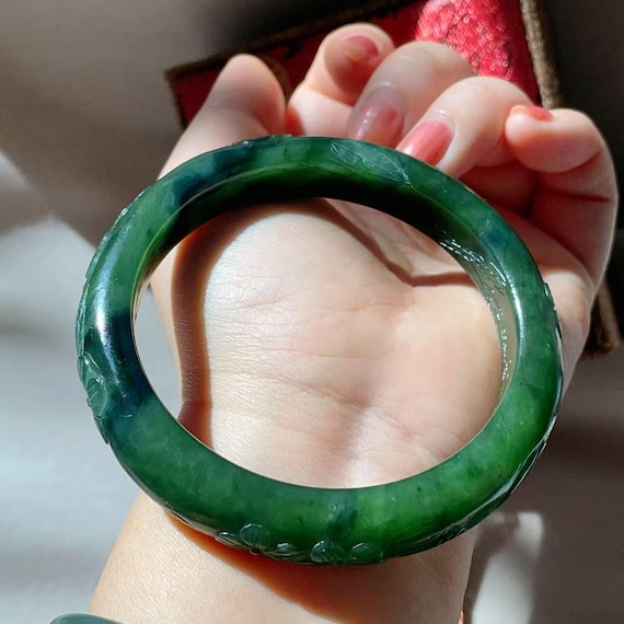 Cool! Certified Natural Green Jade Bangle, Handcraft Green Jade Garden Bangle Bracelet, 60.6mm Bangle Bracelet, Genuine Canadian Jade,碧玉，手镯