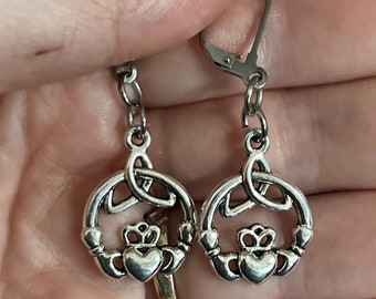 Claddagh Irish Ring Earrings - Stainless Steel Lever Backs