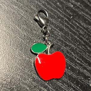 Charm de cremallera de manzana roja brillante con cierre de acero inoxidable